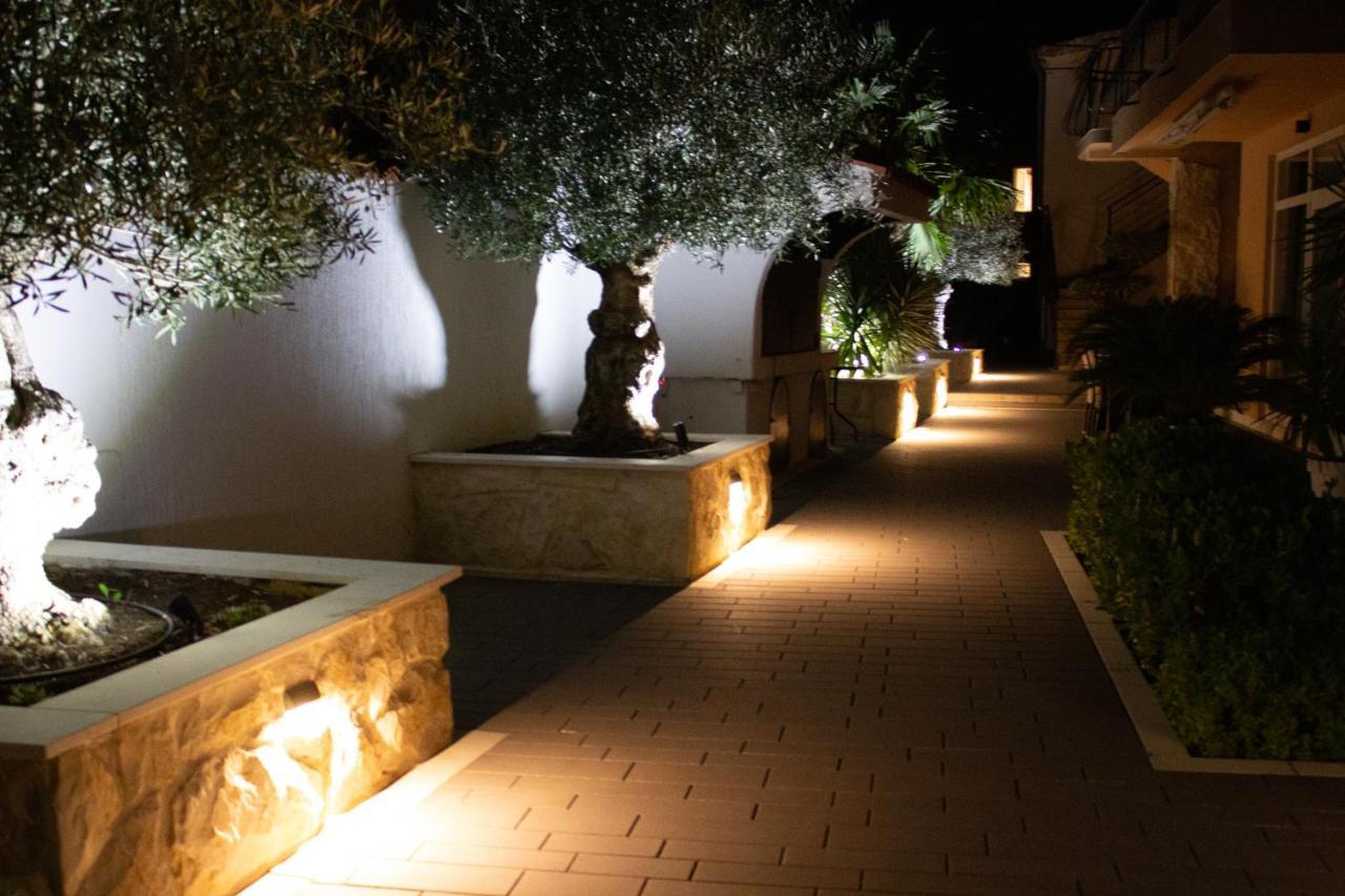 Apartments Villa Jelena Vodice Exterior foto